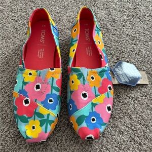TOMS Colorful Floral Canvas Shoes
